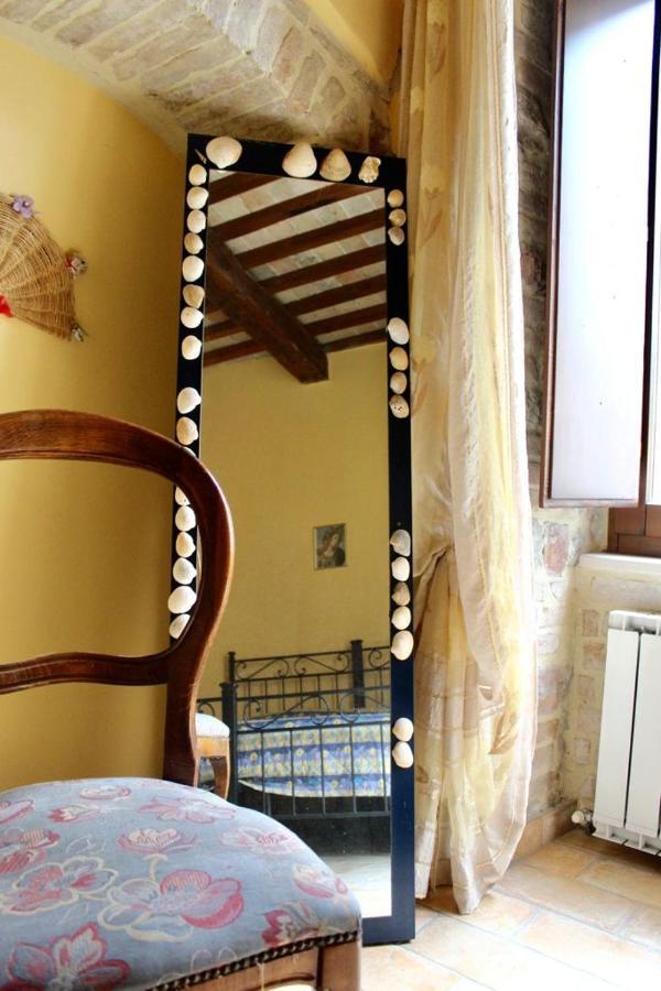 Apartmán Palazzo Contini Piobbico Exteriér fotografie